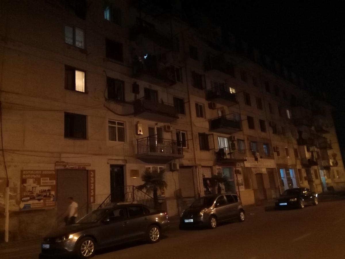 Apartament Shushana Batoemi Buitenkant foto