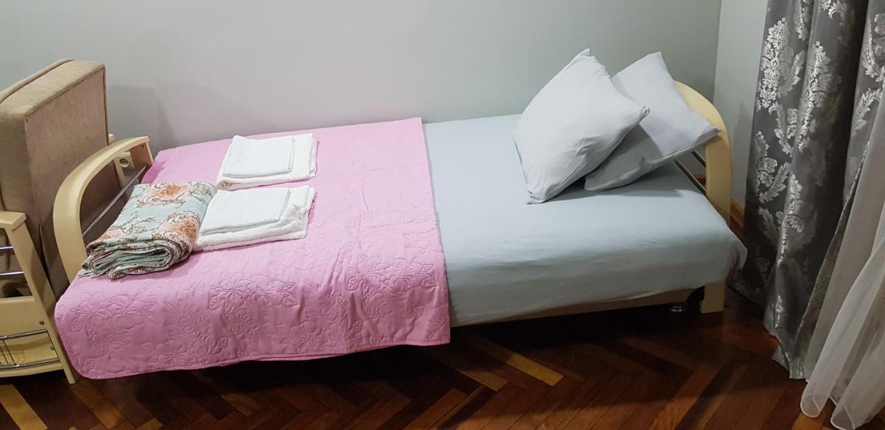 Apartament Shushana Batoemi Buitenkant foto